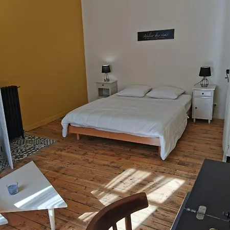 Apartment Gites La Souliere